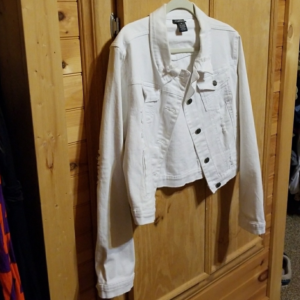 Womens Crop Jean Jacket